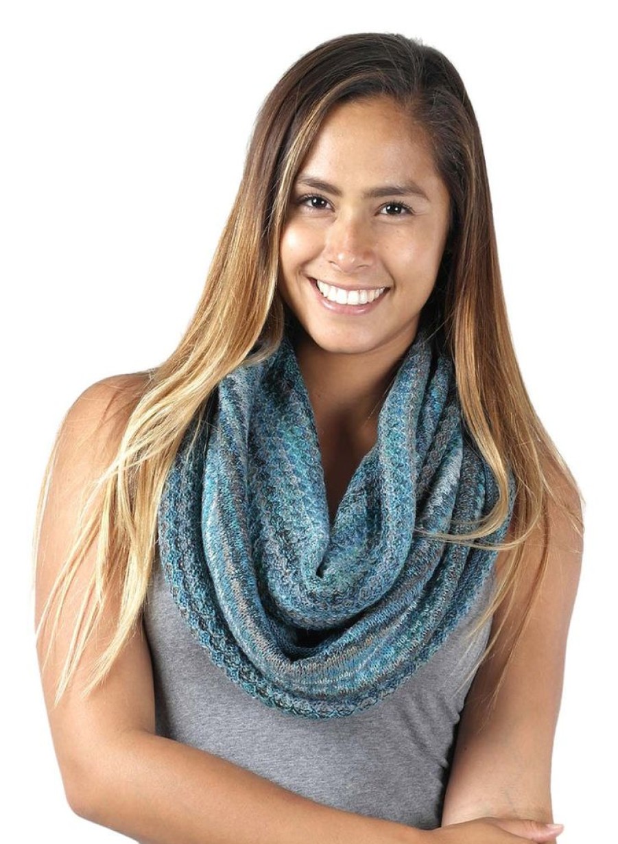 Scarves & Wraps Shupaca Printed | Alpaca Infinity Scarf - Printed - Azul