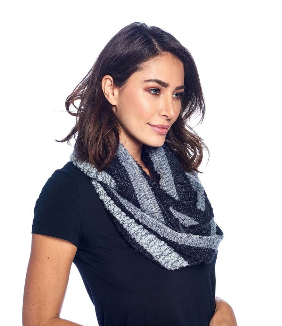 Scarves & Wraps Shupaca Boucle | Infinity Alpaca Scarf - Boucle - Charcoal