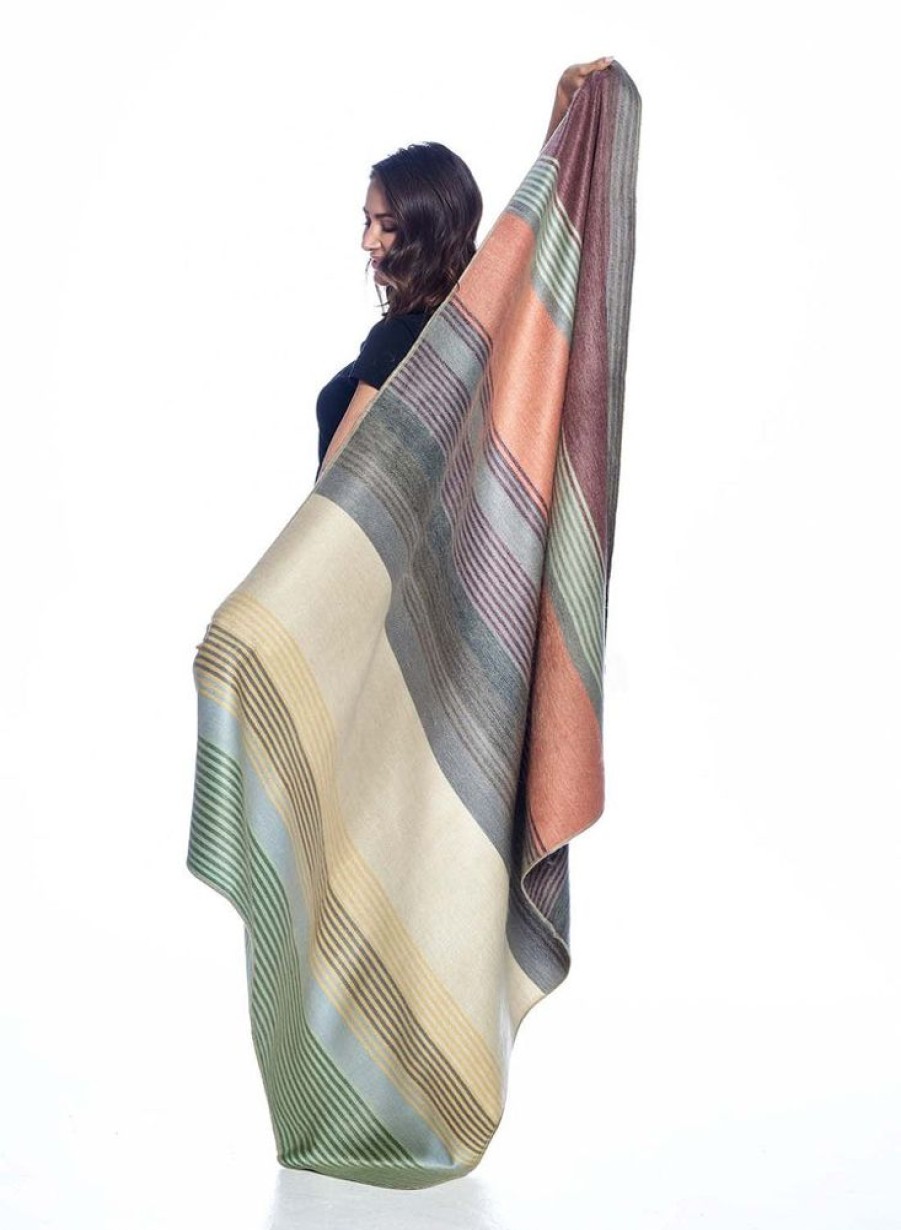 House & Home Shupaca Classic Brushed Alpaca | Alpaca Throw Blanket - Spectrum