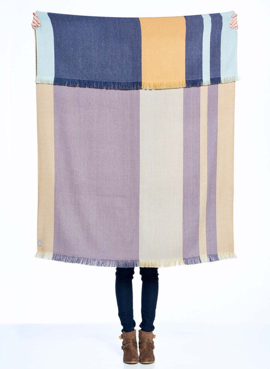 House & Home Shupaca Artisanal Yarn Collection | Alpaca Throw Blanket Reversible- Indigo Gold