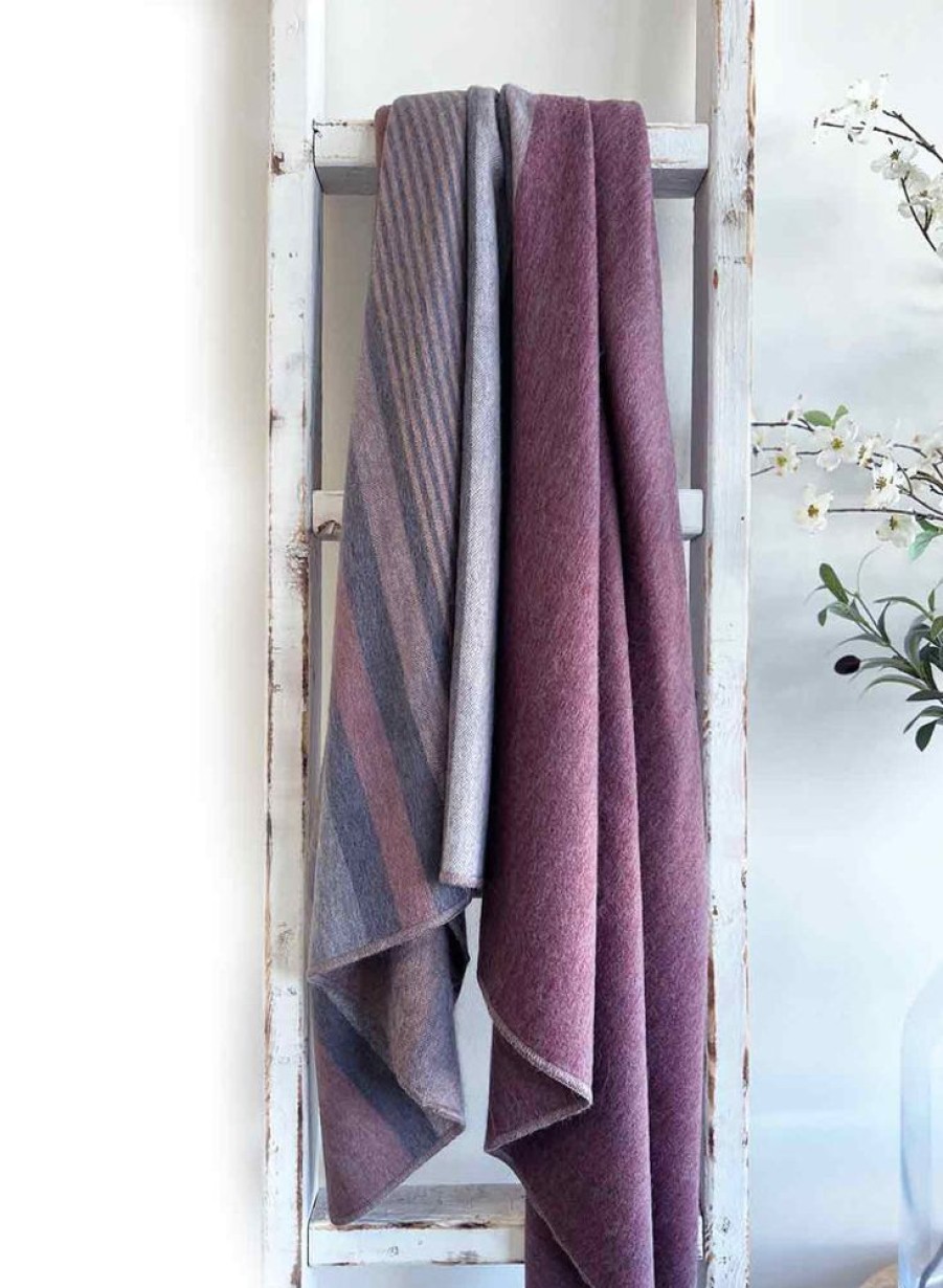 House & Home Shupaca Classic Brushed Alpaca | Alpaca Throw Blanket - Cranberry