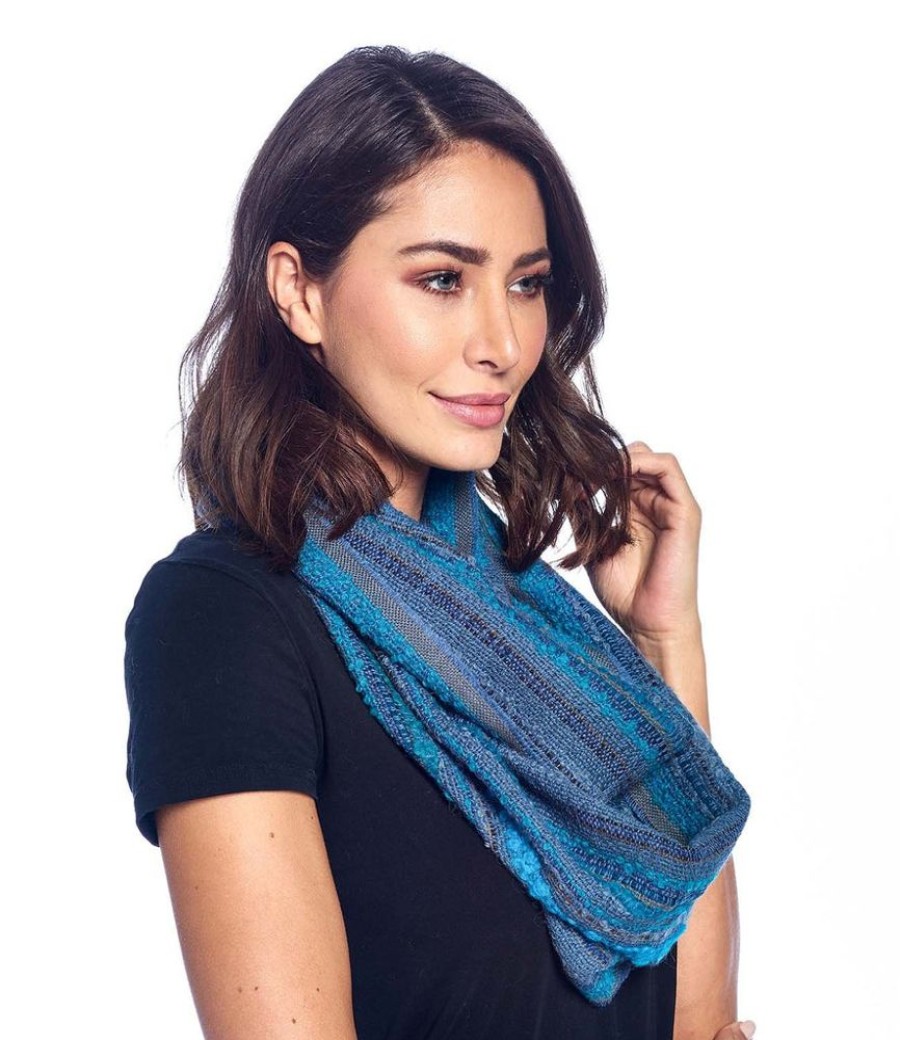 Scarves & Wraps Shupaca Boucle | Infinity Alpaca Scarf - Boucle - Capri Blue