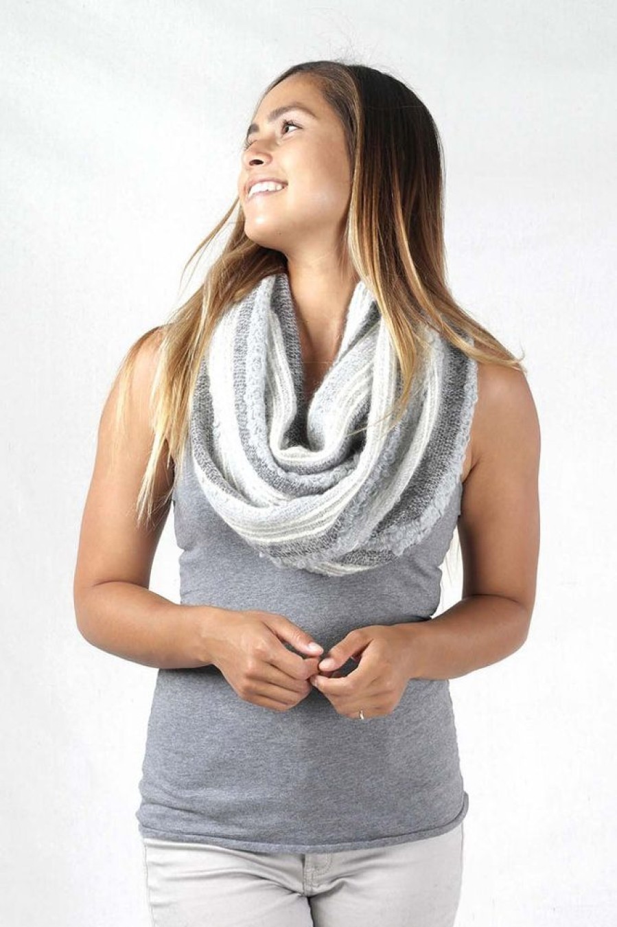 Scarves & Wraps Shupaca Boucle | Infinity Alpaca Scarf - Boucle - Monochrome